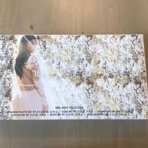 KKW Beauty - Mrs. West Collection